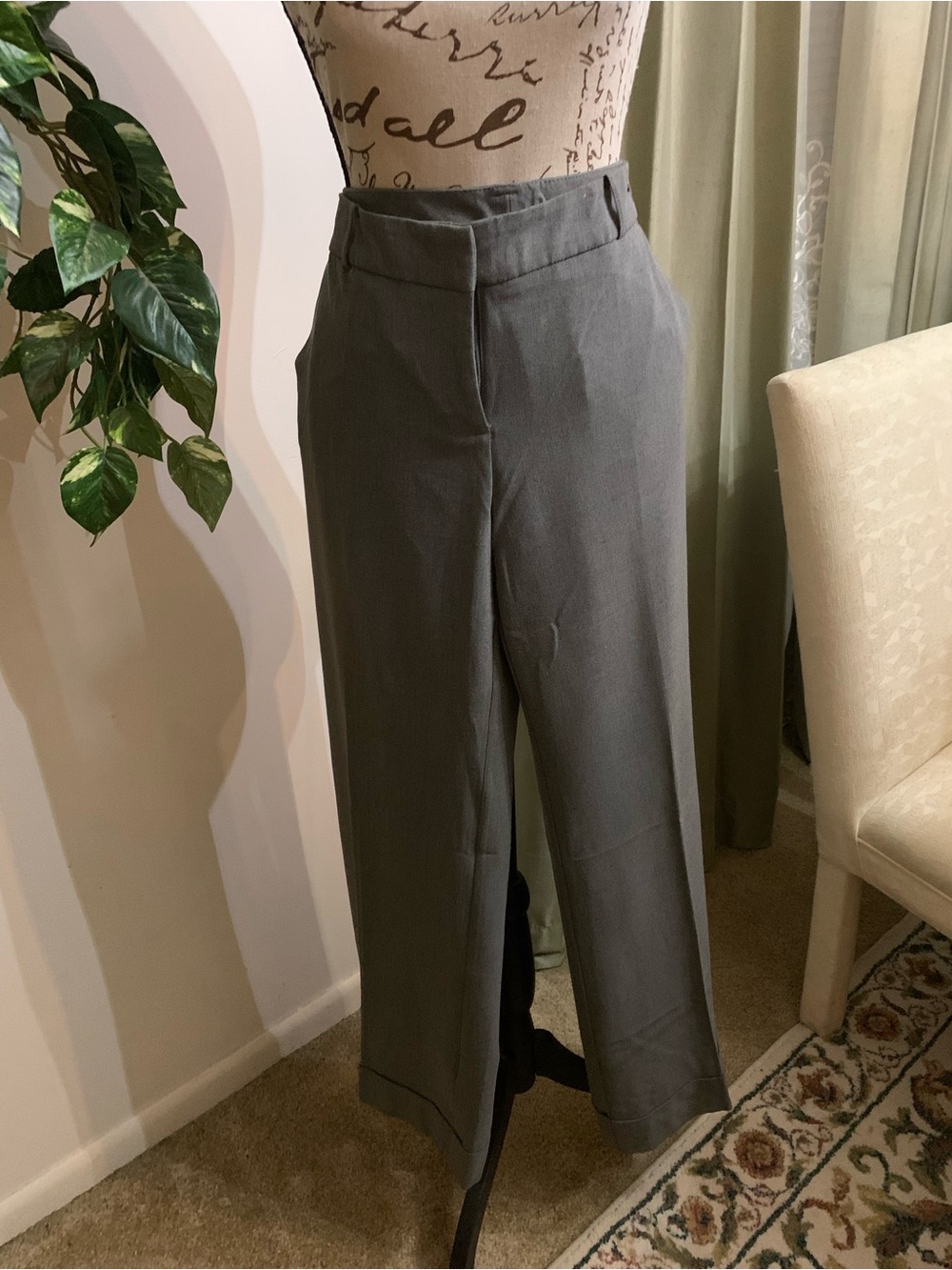 New York & Company Gray High-Waist Wide-Leg Trousers